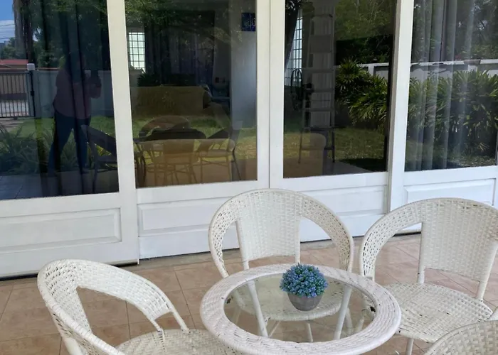 Kuala Terengganu Newly Renovated Nenda Beach House